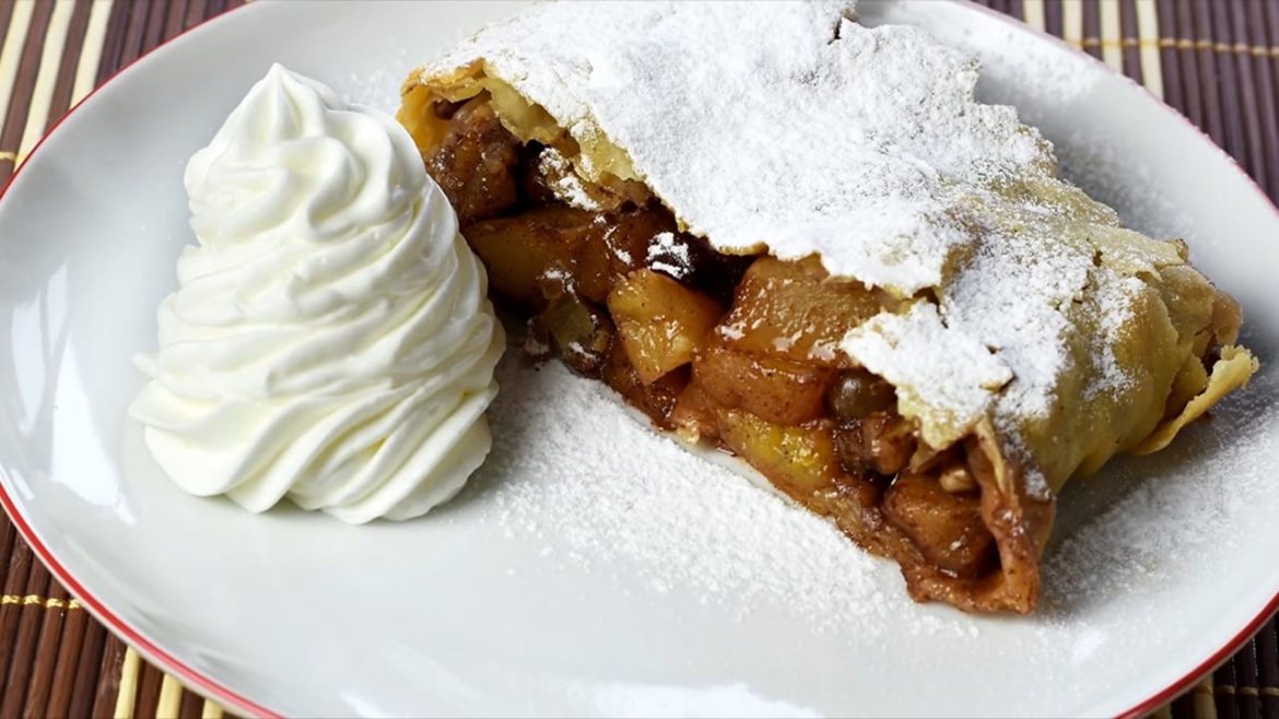 Best Strudel - Apples & Pear - So simple : Book Recipes