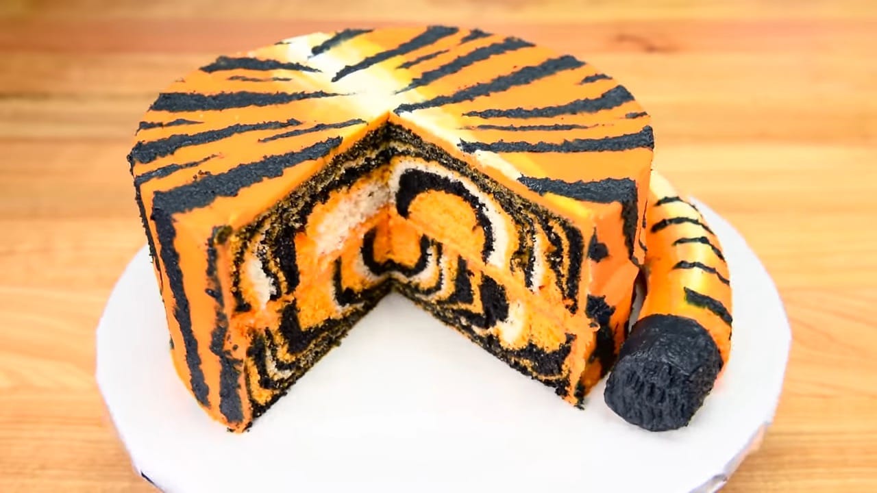 Tiger Cake - Amazing Cake Ideas