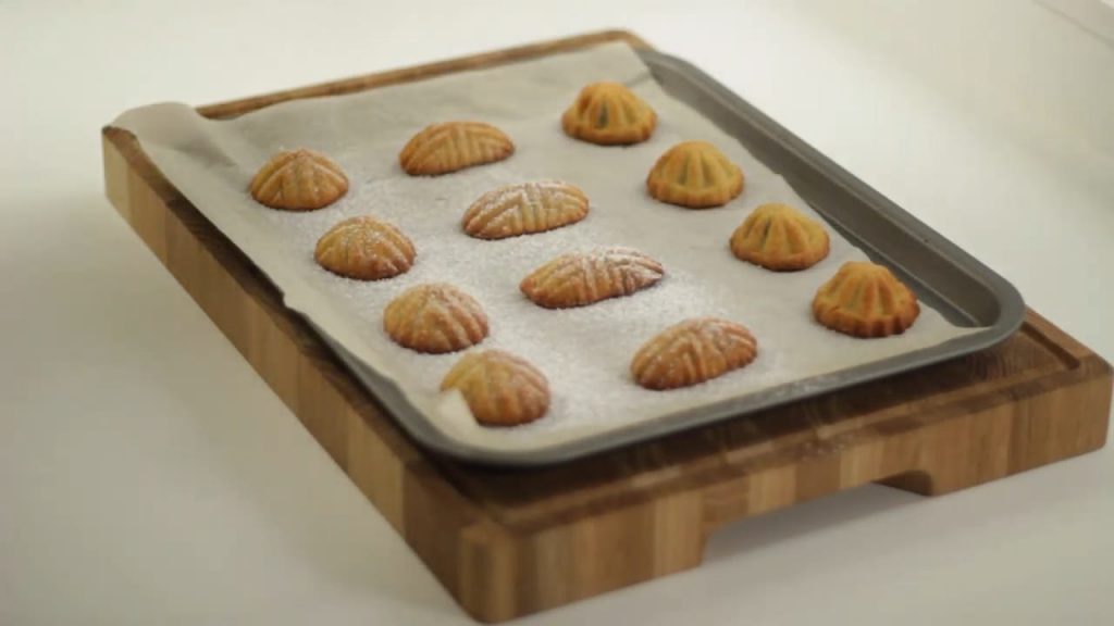 Homemade Traditional Maamoul Date and Nut Stuffed Arab cookies