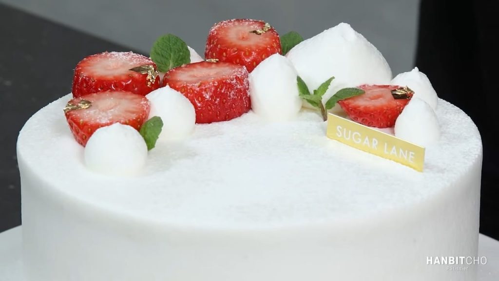 Strawberry Cake with whipped cream Korean Style Delicious Shortcake