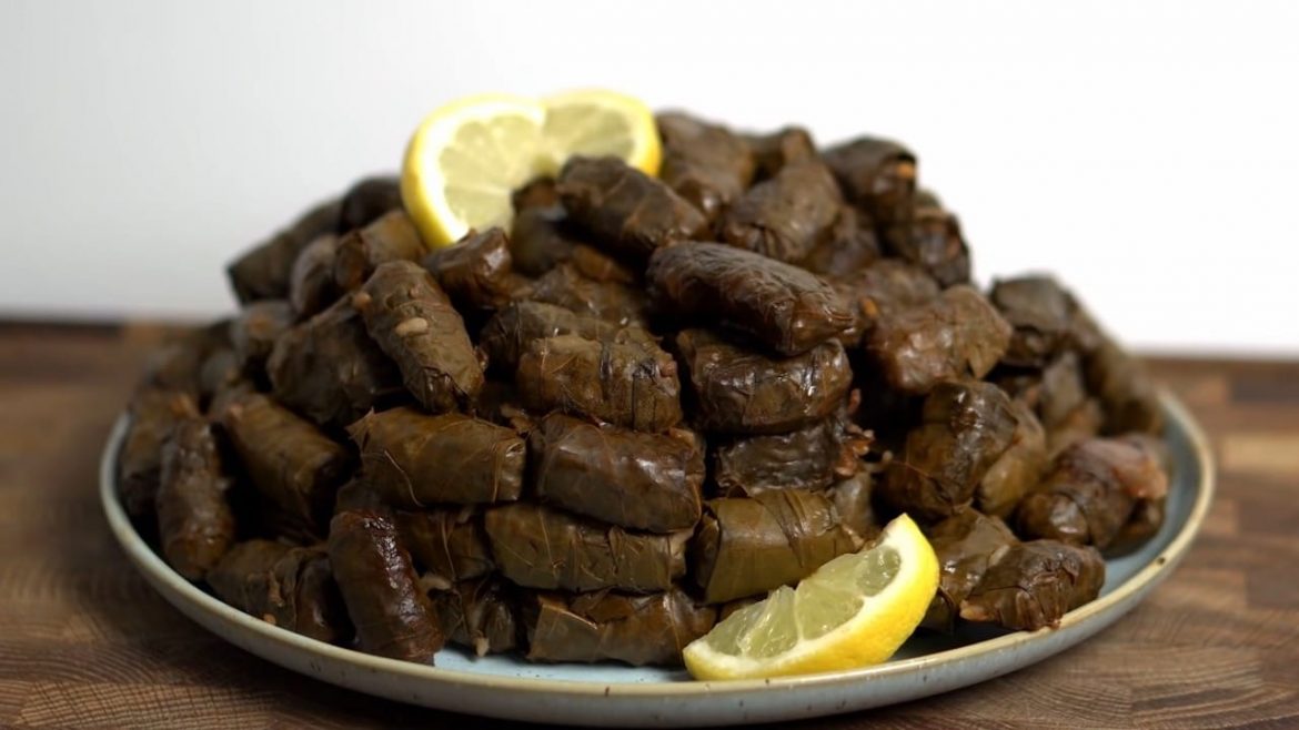 Stuffed Grapevine Leaves the Egyptian way Book Recipes