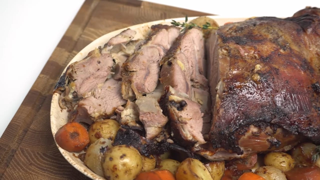 Tender & flavorful Middle Eastern leg of lamb : Book Recipes