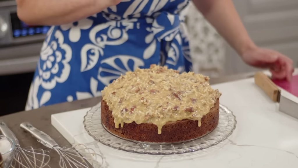 Baking Oatmeal Cake with Coconut Pecan Topping